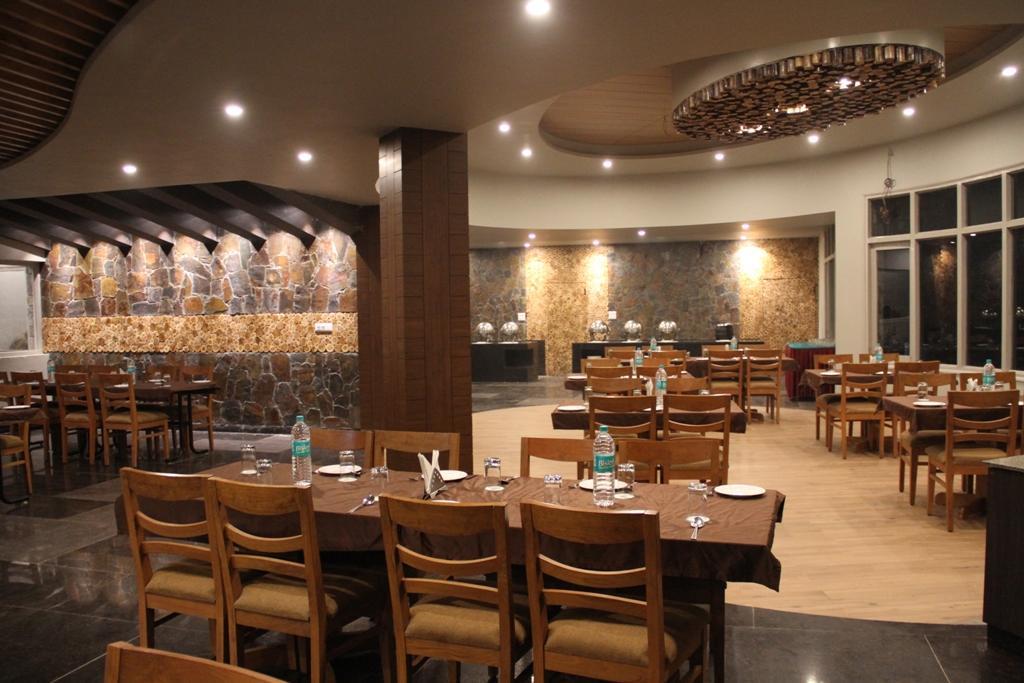 Hotel Corbett Suman Grand Corbett National Park Exterior foto